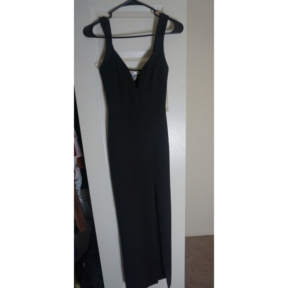 🥰 Fitted Black Dress❤